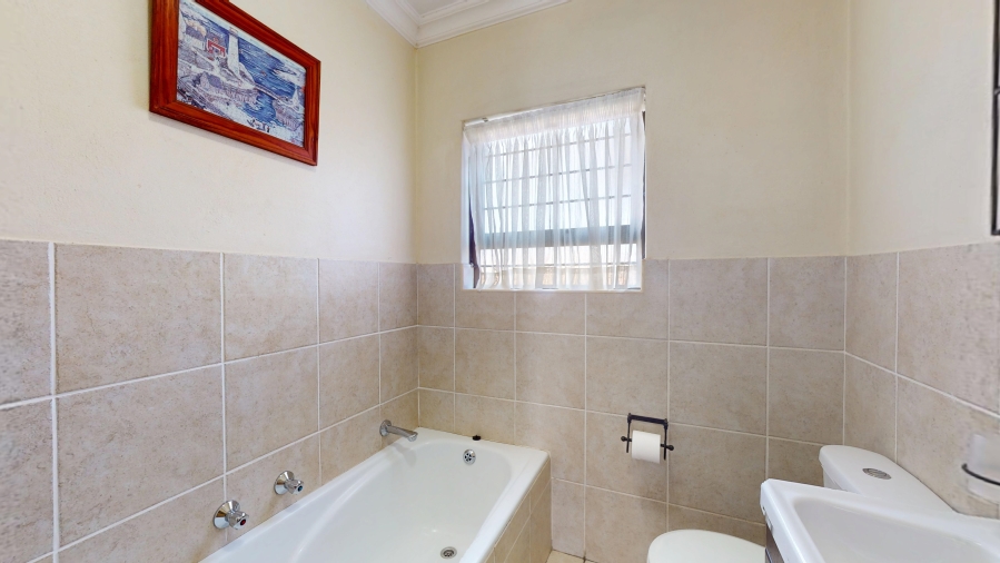 2 Bedroom Property for Sale in Ravenswood Gauteng