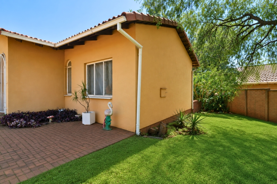 3 Bedroom Property for Sale in Heuweloord Gauteng