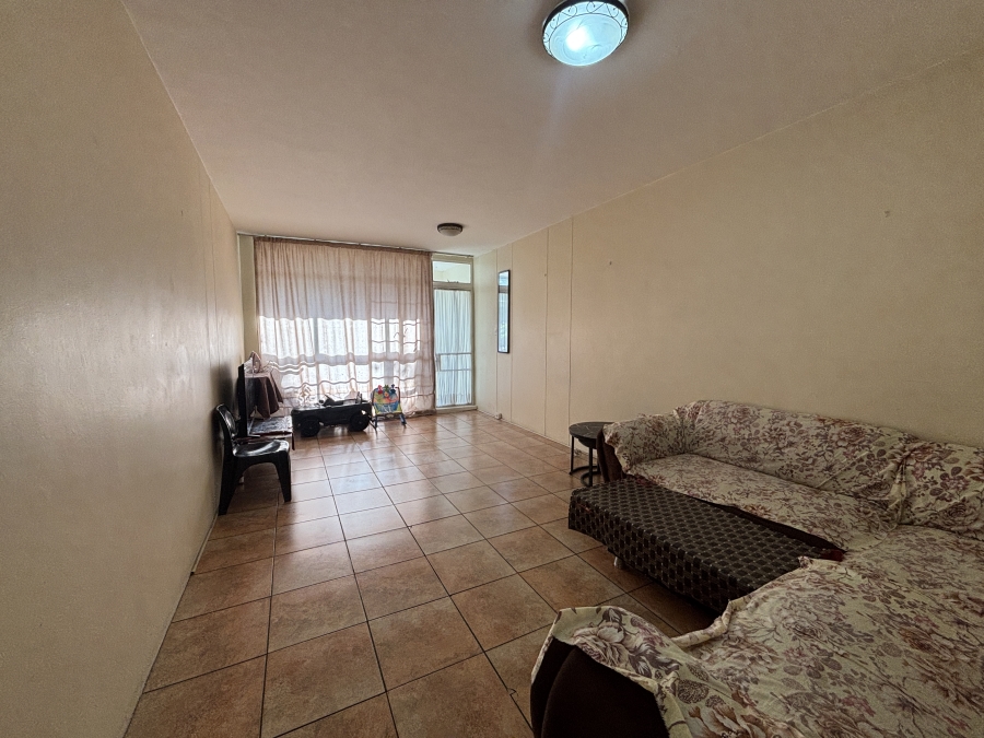 2 Bedroom Property for Sale in Morehill Gauteng