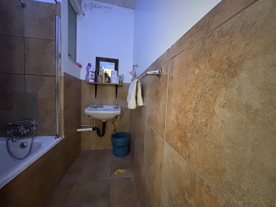 2 Bedroom Property for Sale in Morehill Gauteng