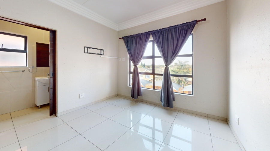 2 Bedroom Property for Sale in Eveleigh Gauteng