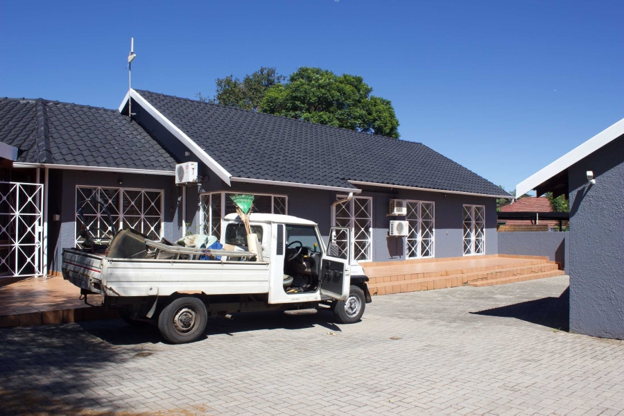 Commercial Property for Sale in Nimrod Park Gauteng