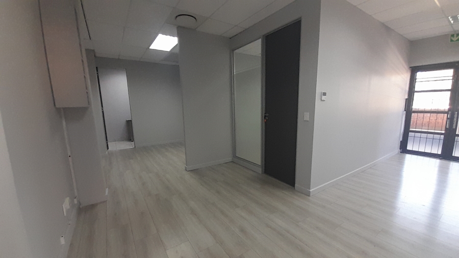 To Let Commercial Property for Rent in Moreleta Park Gauteng