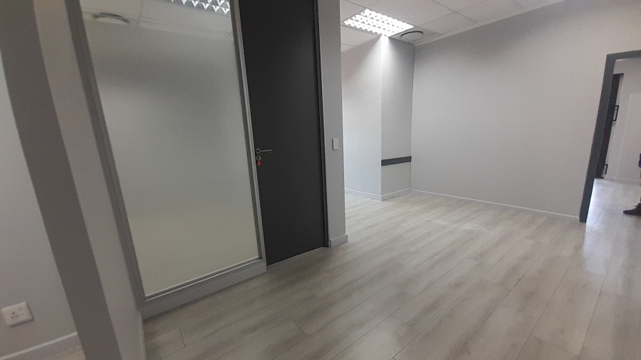 To Let Commercial Property for Rent in Moreleta Park Gauteng