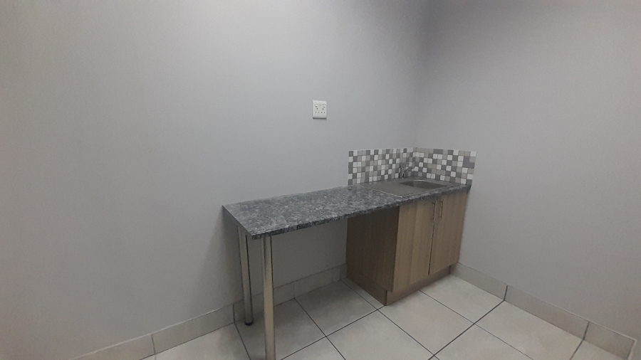 To Let Commercial Property for Rent in Moreleta Park Gauteng