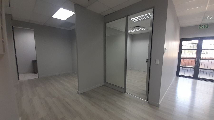 To Let Commercial Property for Rent in Moreleta Park Gauteng