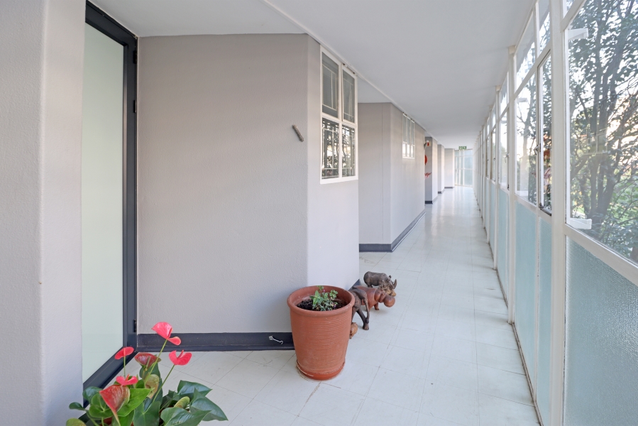 2 Bedroom Property for Sale in Killarney Gauteng