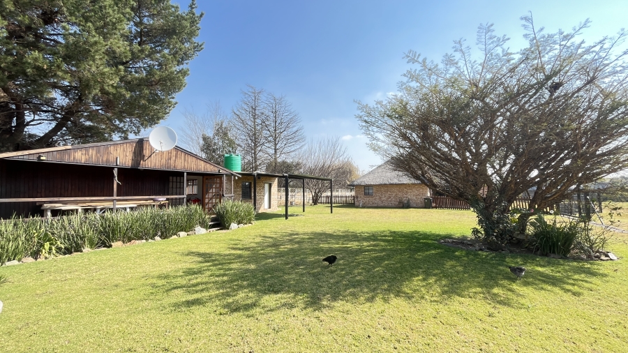 6 Bedroom Property for Sale in Bredell Gauteng