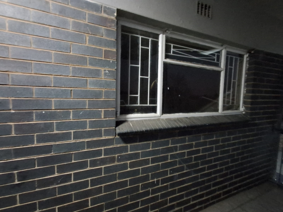 2 Bedroom Property for Sale in Three Rivers Gauteng