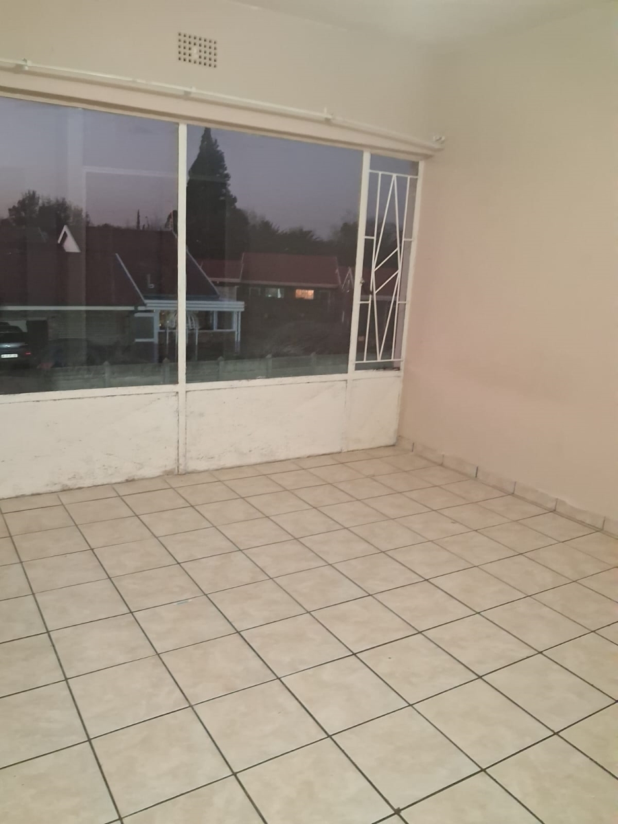 2 Bedroom Property for Sale in Three Rivers Gauteng