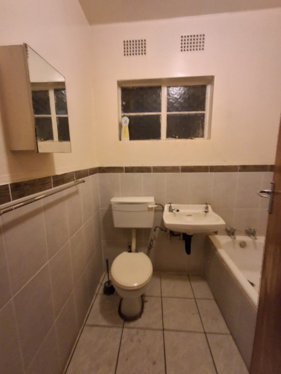 2 Bedroom Property for Sale in Three Rivers Gauteng