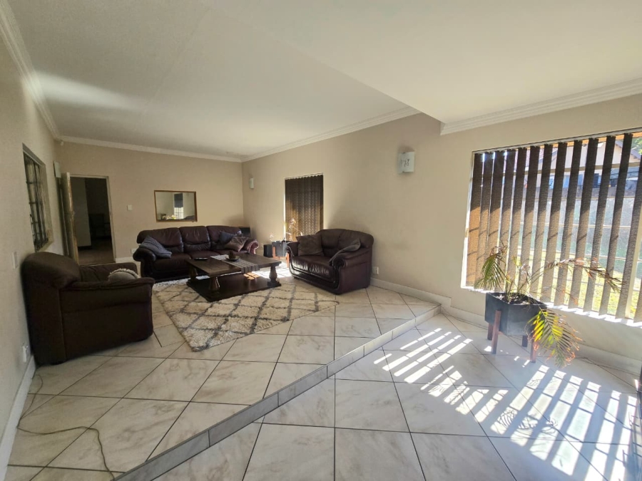 4 Bedroom Property for Sale in Kookrus Gauteng