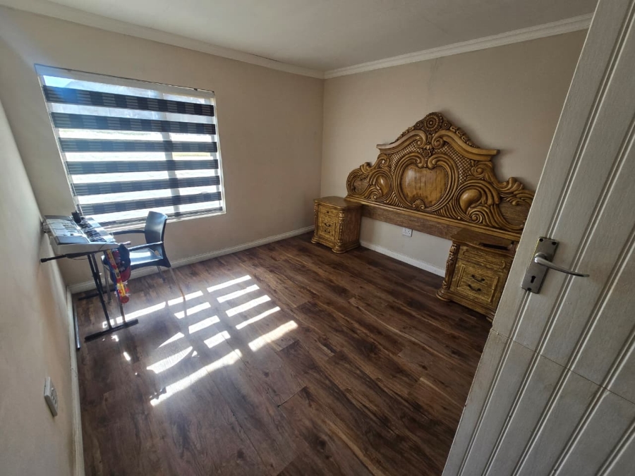 4 Bedroom Property for Sale in Kookrus Gauteng