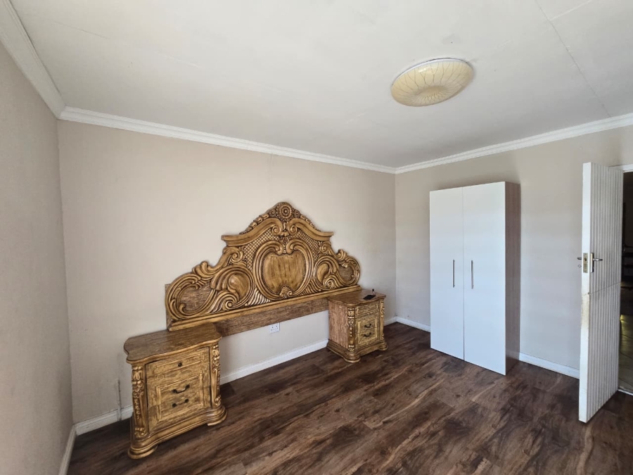 4 Bedroom Property for Sale in Kookrus Gauteng