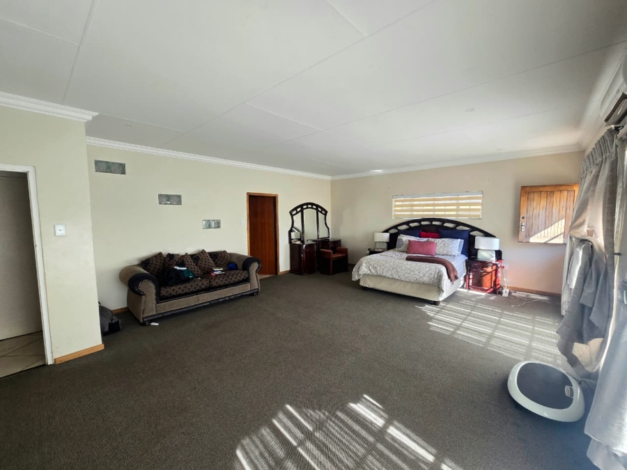 4 Bedroom Property for Sale in Kookrus Gauteng