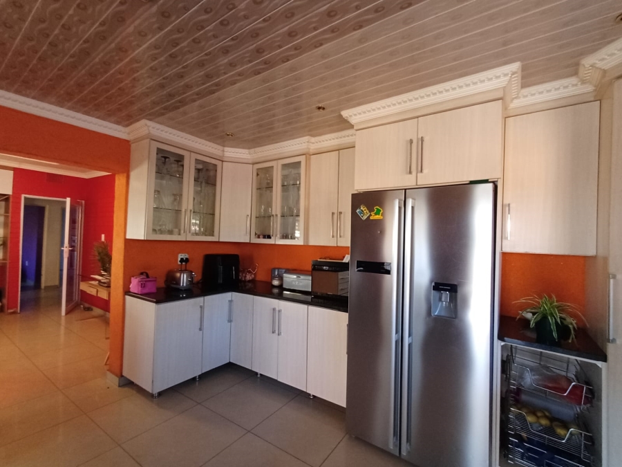 3 Bedroom Property for Sale in Vanderbijlpark CW 5 Gauteng