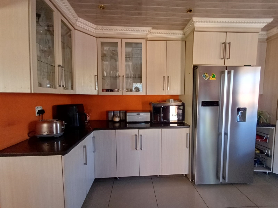 3 Bedroom Property for Sale in Vanderbijlpark CW 5 Gauteng