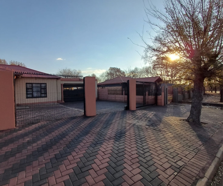 3 Bedroom Property for Sale in Vanderbijlpark CW 5 Gauteng