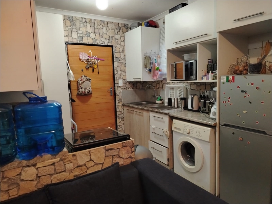 2 Bedroom Property for Sale in Savanna City Gauteng