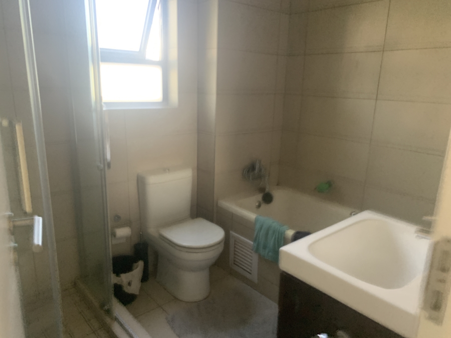 2 Bedroom Property for Sale in Fourways Gauteng