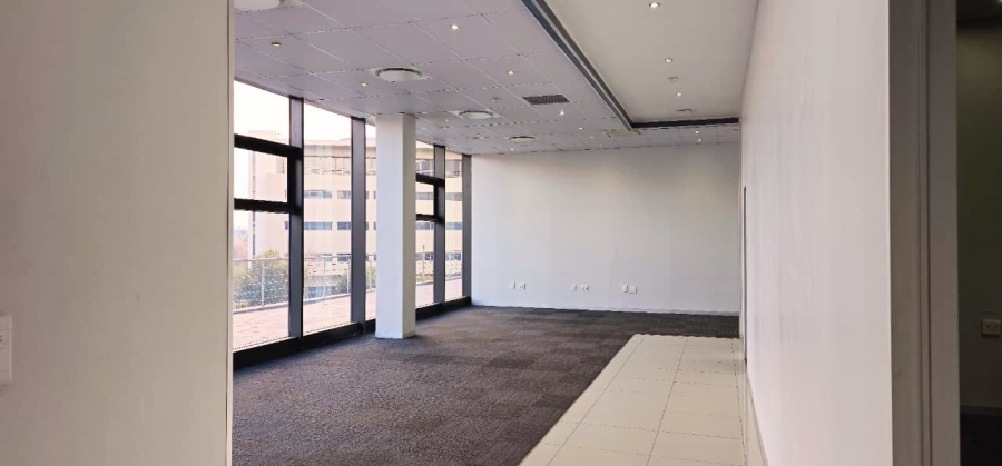 To Let Commercial Property for Rent in Doringkloof Gauteng