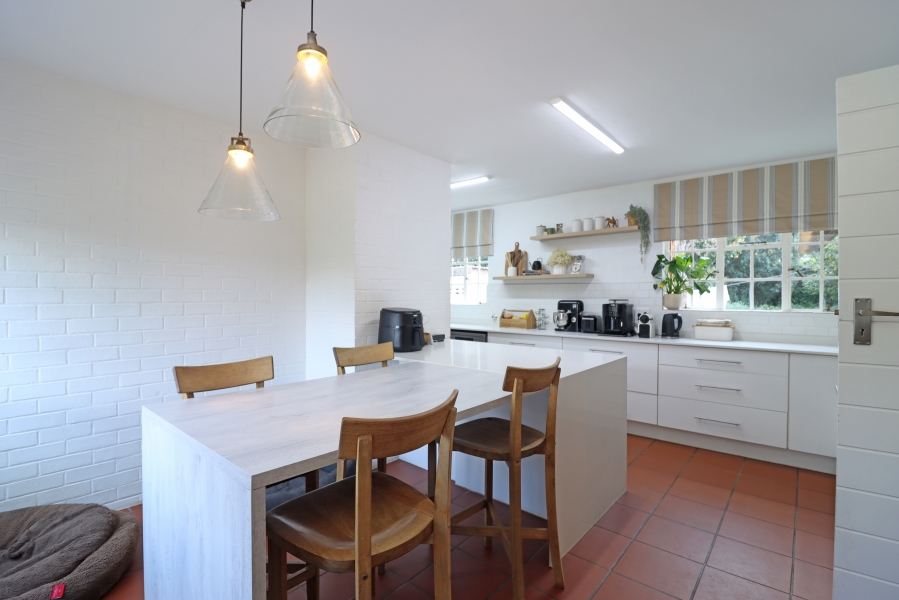4 Bedroom Property for Sale in Paulshof Gauteng