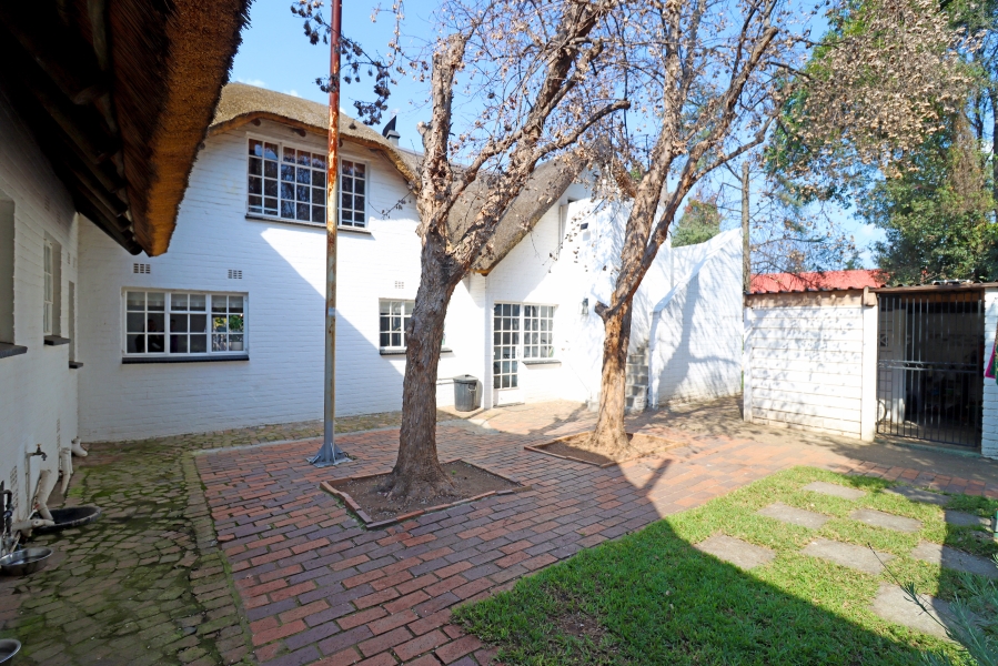 4 Bedroom Property for Sale in Paulshof Gauteng
