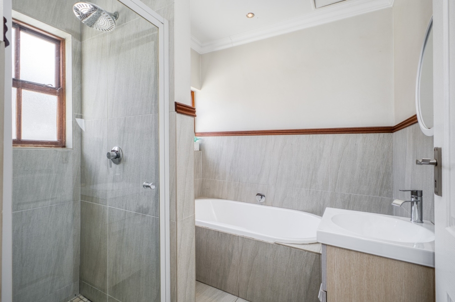 3 Bedroom Property for Sale in Kengies Gauteng