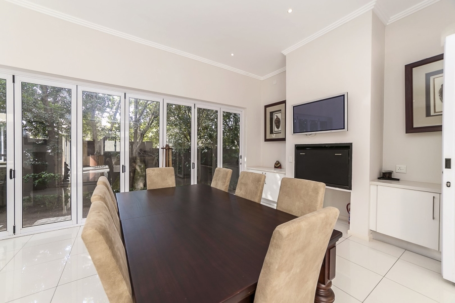 To Let 4 Bedroom Property for Rent in Morningside Gauteng