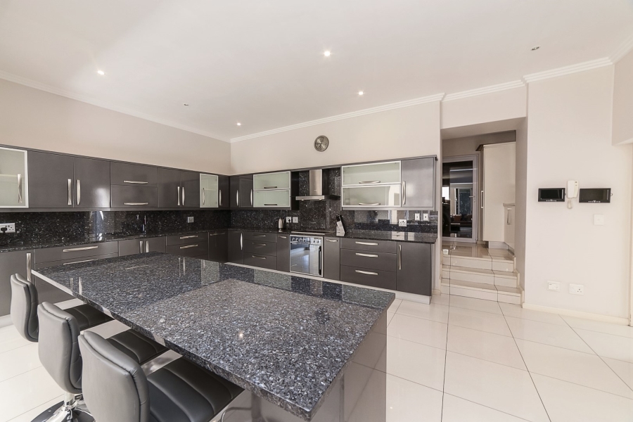 To Let 4 Bedroom Property for Rent in Morningside Gauteng