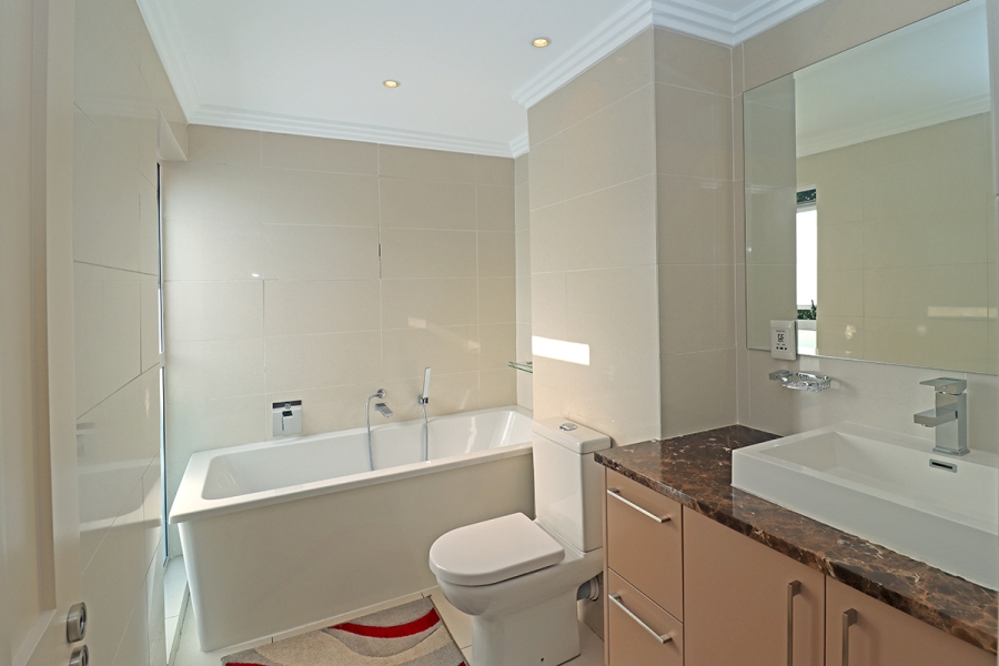 To Let 4 Bedroom Property for Rent in Morningside Gauteng