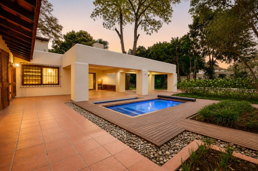 To Let 4 Bedroom Property for Rent in Hyde Park Gauteng