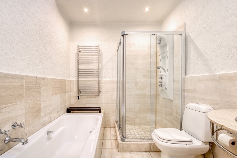 To Let 4 Bedroom Property for Rent in Hyde Park Gauteng