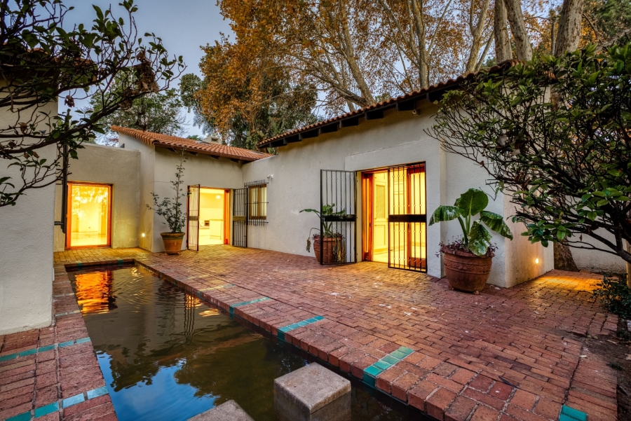 To Let 4 Bedroom Property for Rent in Hyde Park Gauteng