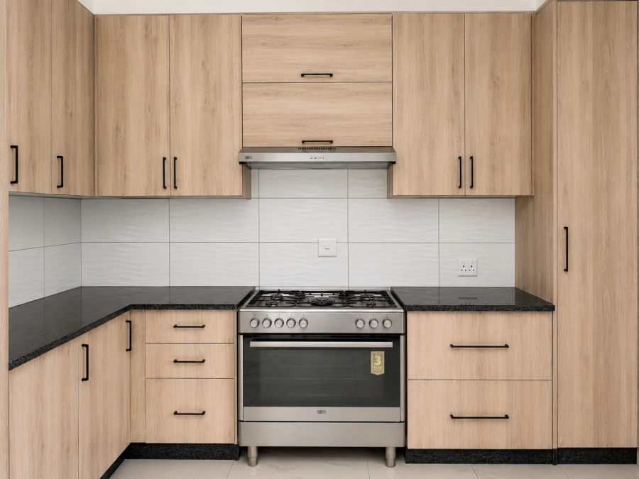 To Let 4 Bedroom Property for Rent in Linden Gauteng