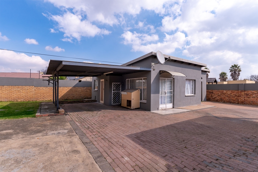 3 Bedroom Property for Sale in Cinderella Gauteng