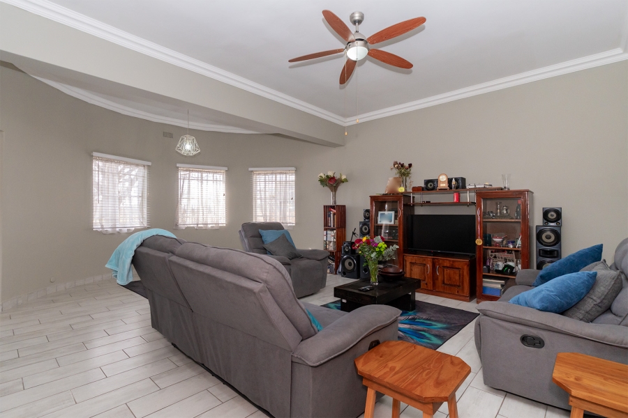 3 Bedroom Property for Sale in Cinderella Gauteng