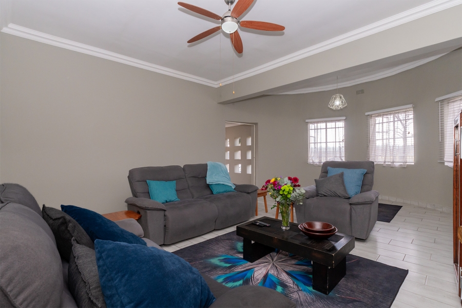 3 Bedroom Property for Sale in Cinderella Gauteng