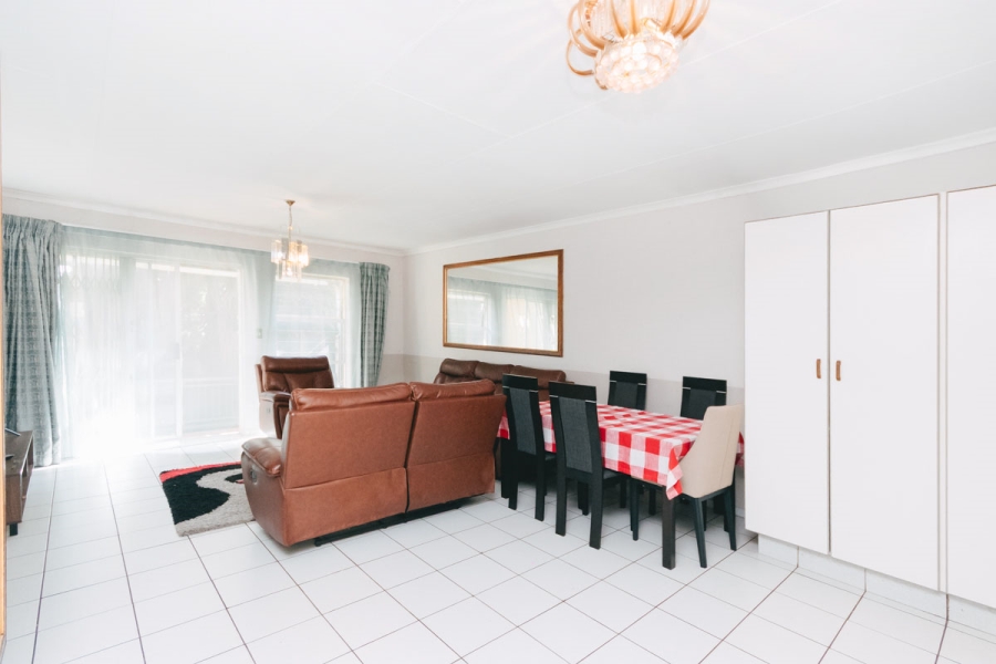 3 Bedroom Property for Sale in Strubensvallei Gauteng