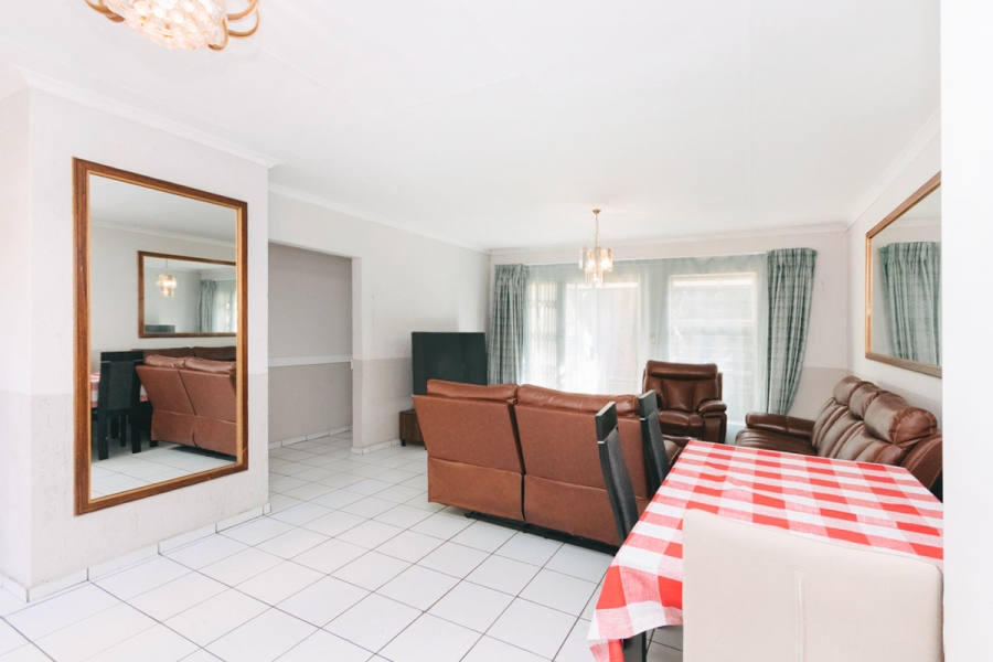 3 Bedroom Property for Sale in Strubensvallei Gauteng