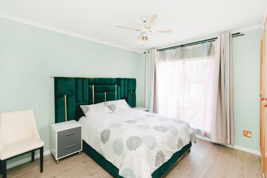 3 Bedroom Property for Sale in Strubensvallei Gauteng