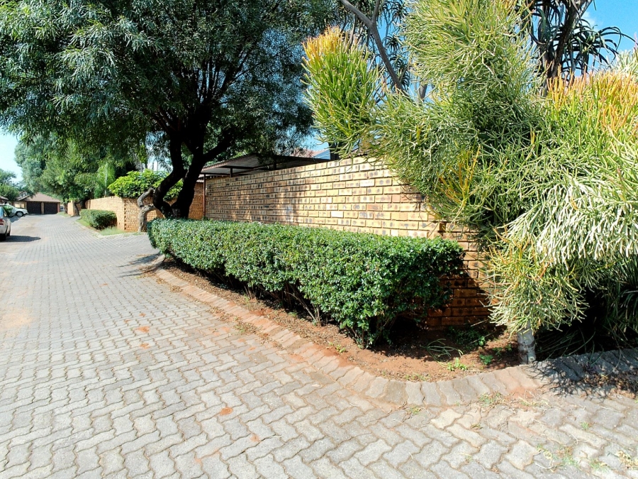 2 Bedroom Property for Sale in Amandasig Gauteng