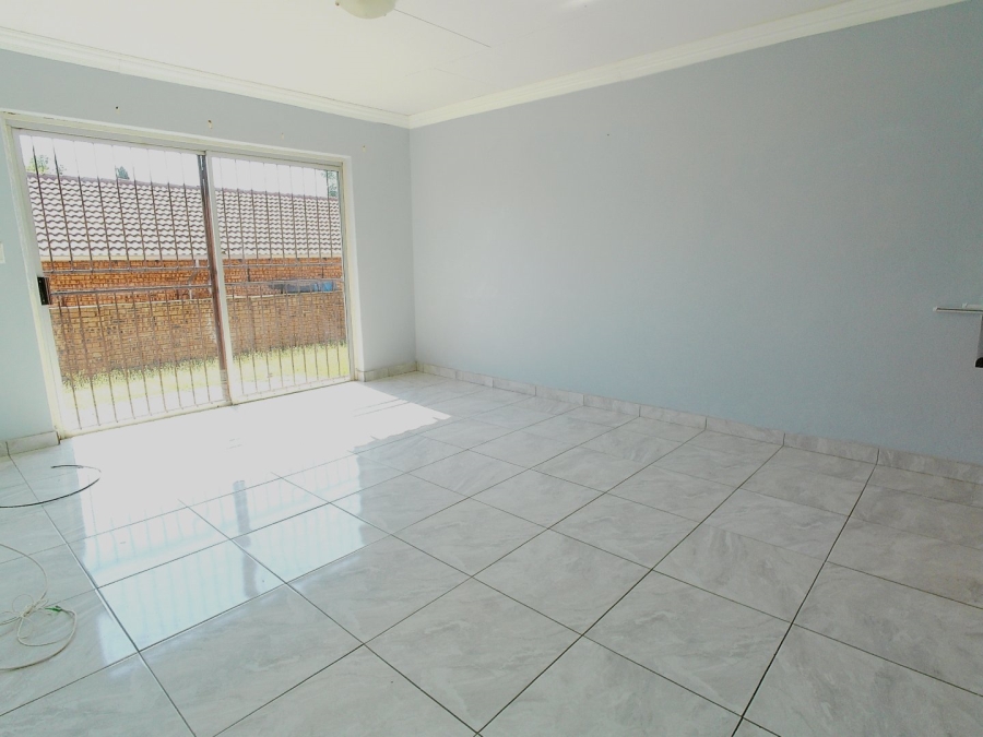 2 Bedroom Property for Sale in Amandasig Gauteng