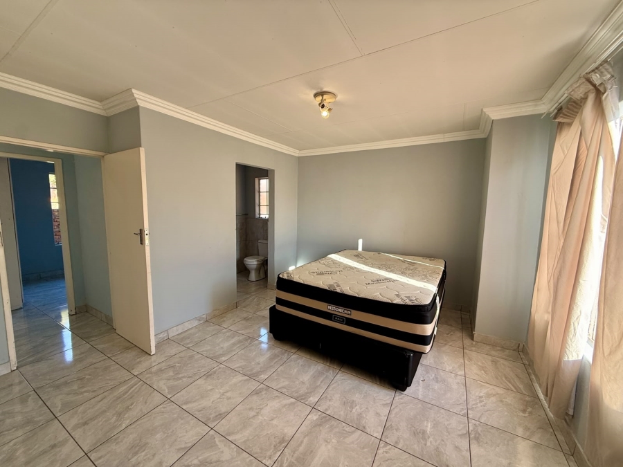2 Bedroom Property for Sale in Amandasig Gauteng