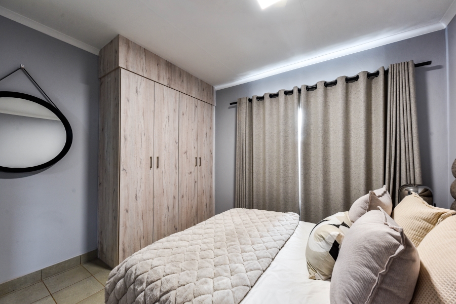 2 Bedroom Property for Sale in Annlin Gauteng