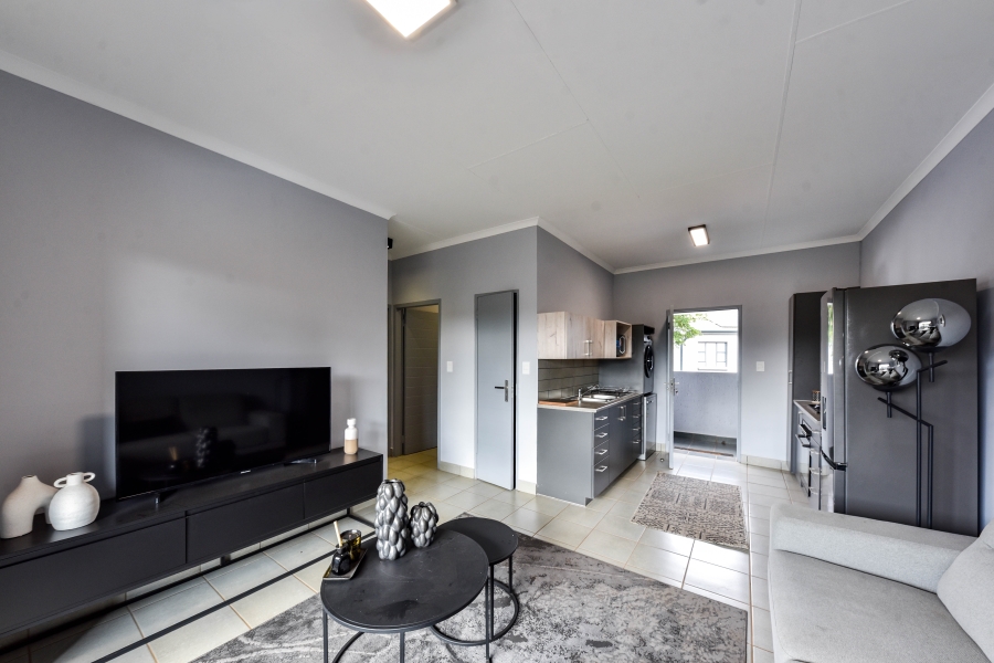 2 Bedroom Property for Sale in Annlin Gauteng