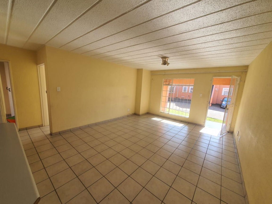 2 Bedroom Property for Sale in Meyersdal Gauteng