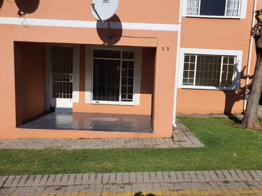 2 Bedroom Property for Sale in Meyersdal Gauteng