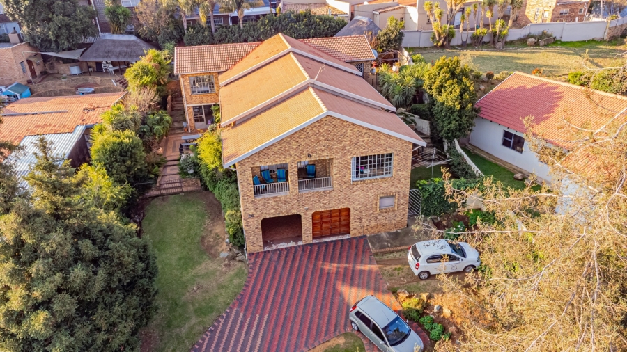 3 Bedroom Property for Sale in Glenvista Gauteng