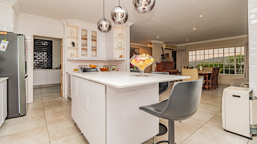 3 Bedroom Property for Sale in Glenvista Gauteng